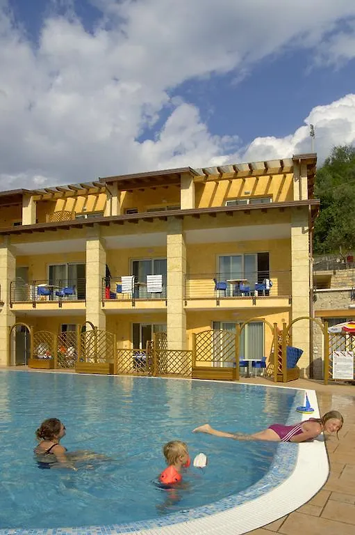 Residence Rosemary Brenzone Aparthotel Brenzone sul Garda